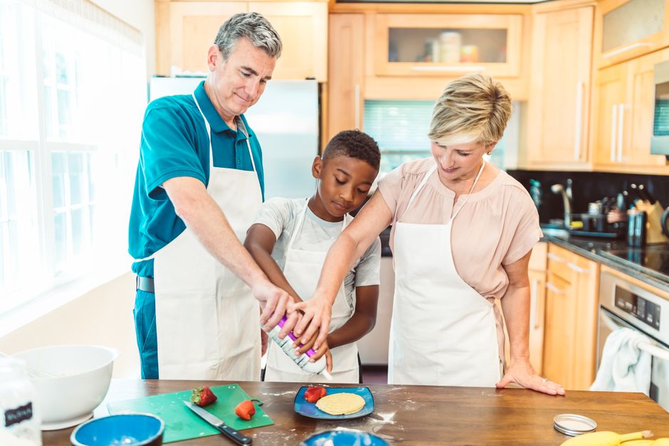 who pays for foster child expenses